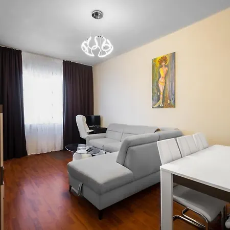 National Palace Of Culture View - Spacious 1-bd Flat Apartment *