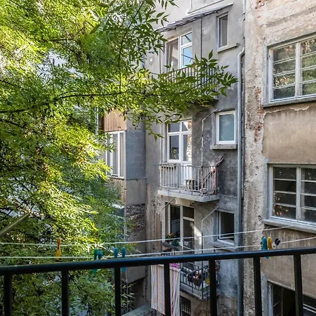National Palace Of Culture View - Spacious 1-bd Flat *